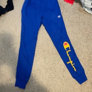 Worn twice, no stains, warm pants, can fit a small